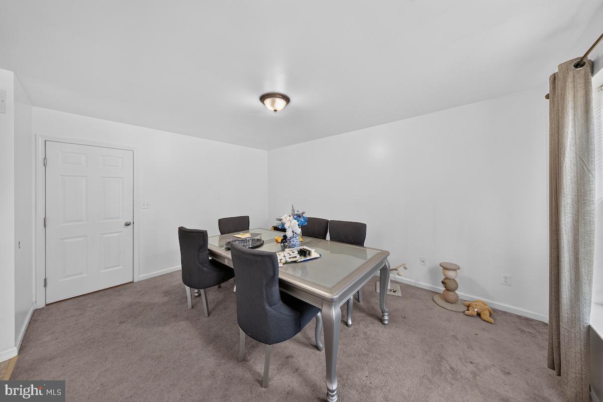 4 Tyrone Ave Property Photo 21