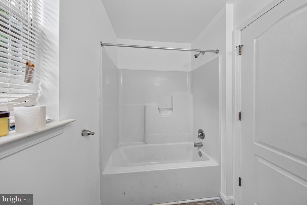 4 Tyrone Ave Property Photo 32
