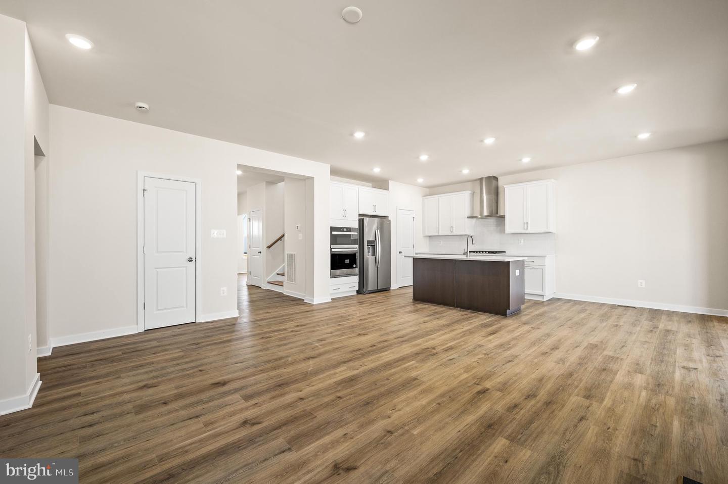 340 Appleford Cir Property Photo 15