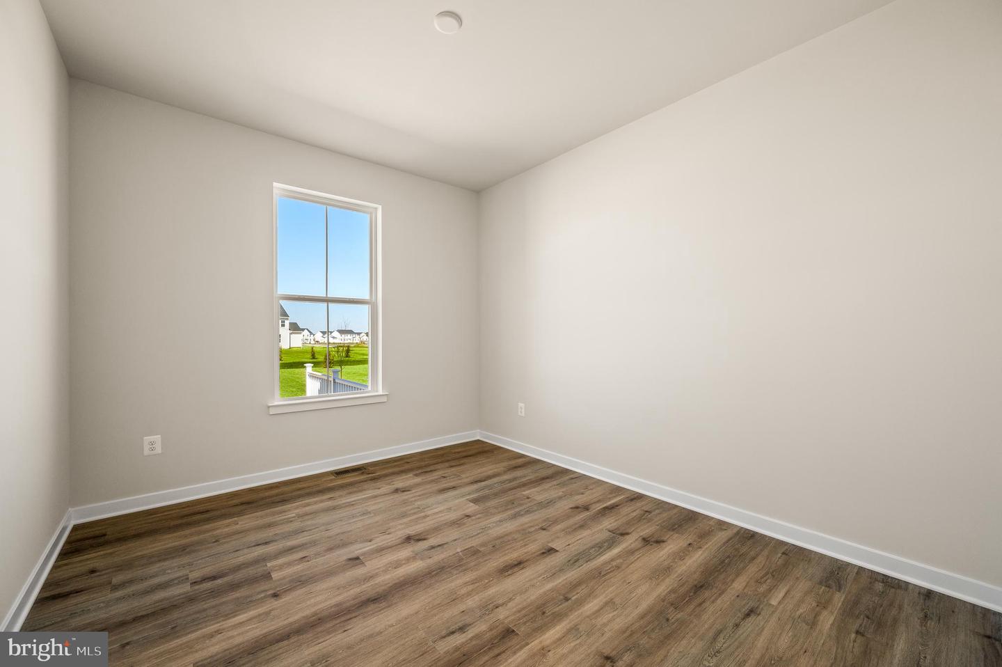 340 Appleford Cir Property Photo 18