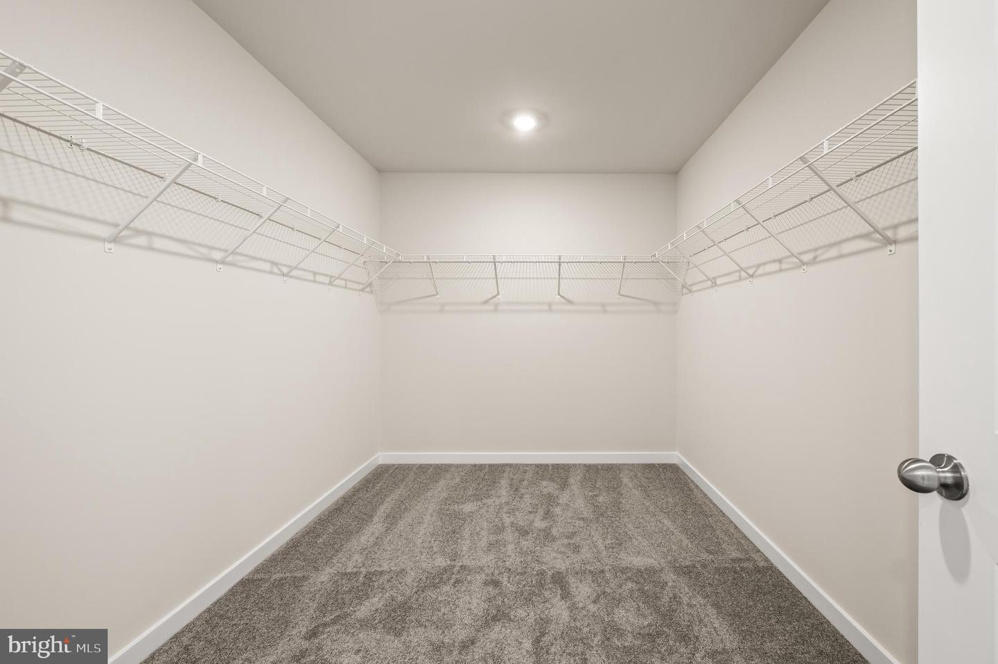 340 Appleford Cir Property Photo 25