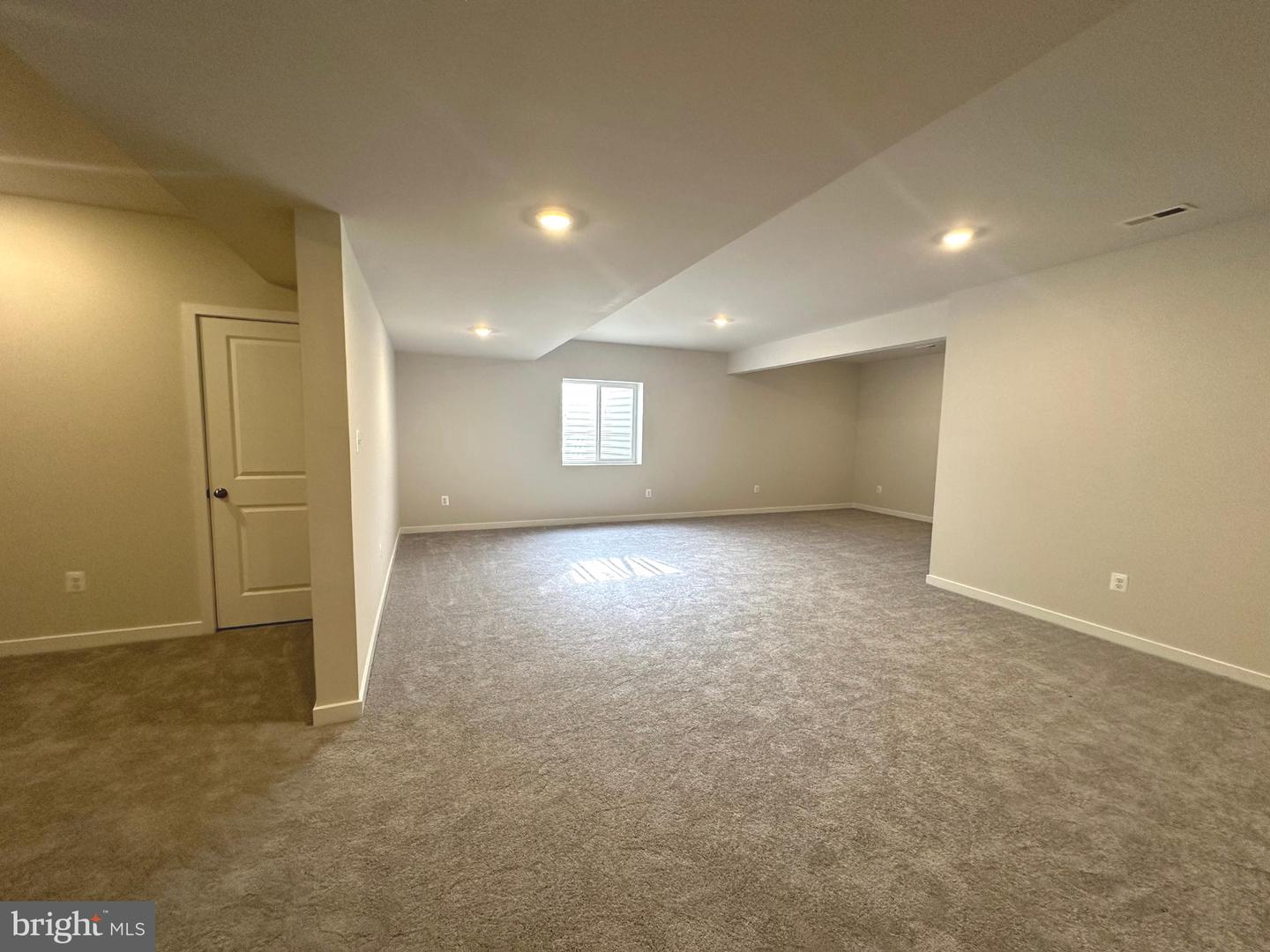 340 Appleford Cir Property Photo 34
