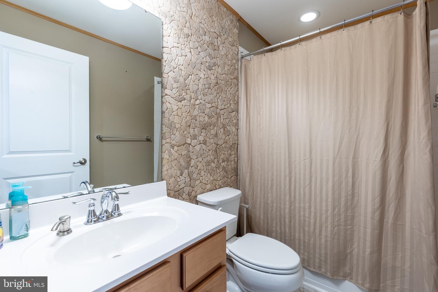 220 General Grey Ct Property Photo 22