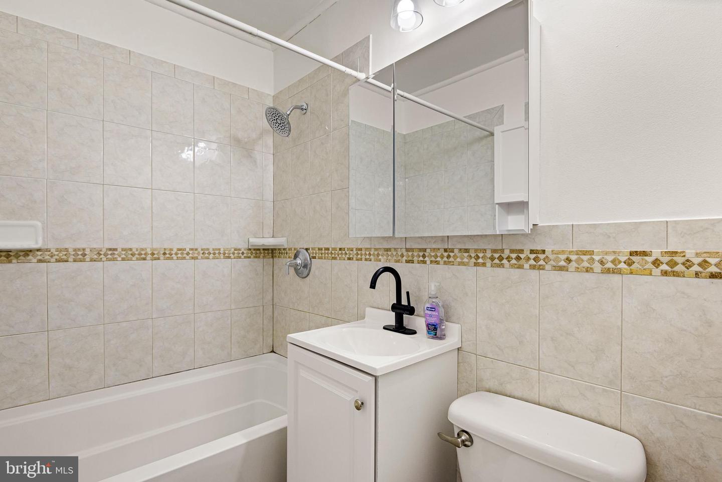 9 Kullen Dr Property Photo 10