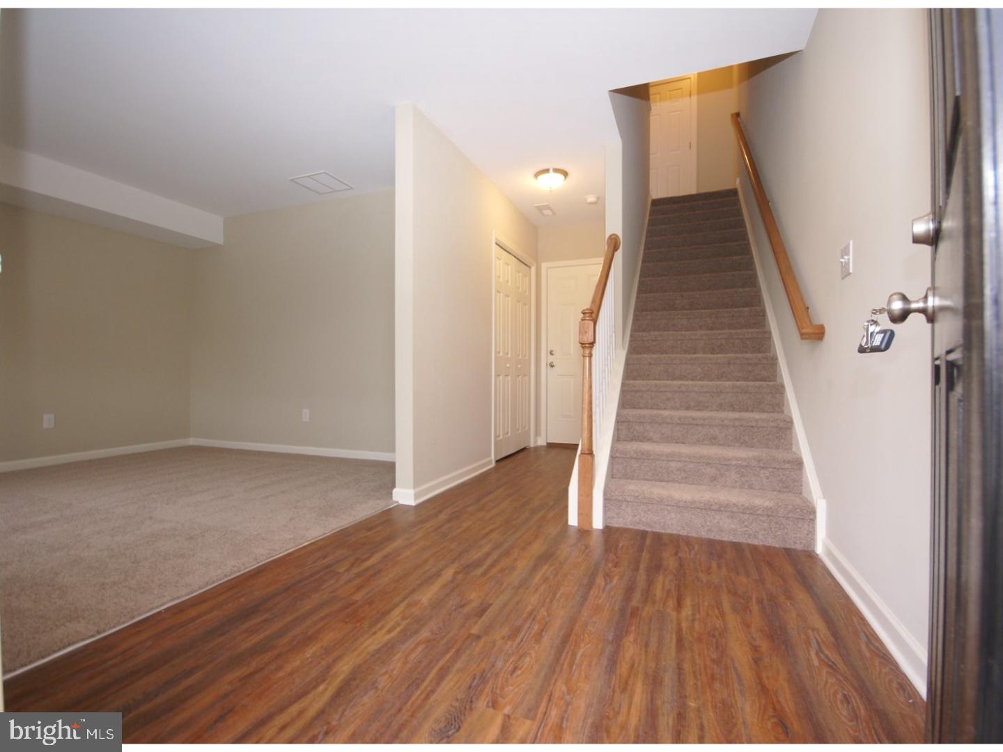 307 S Parkway Dr Property Photo 5