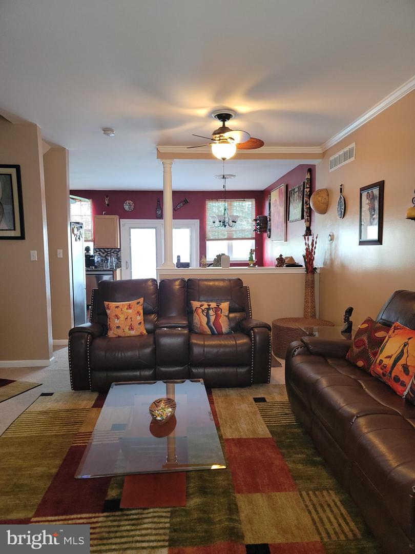 5 Carrick Ln Property Photo 12