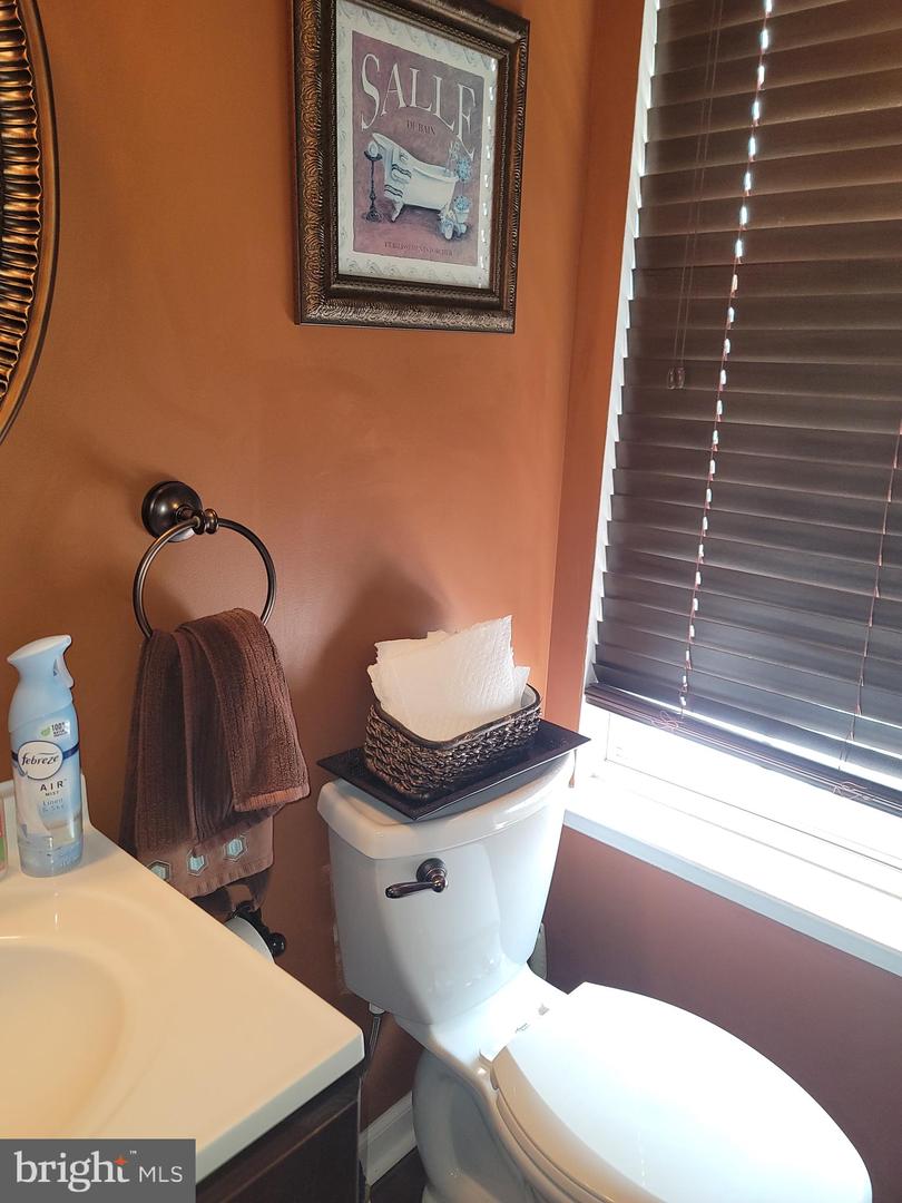 5 Carrick Ln Property Photo 27