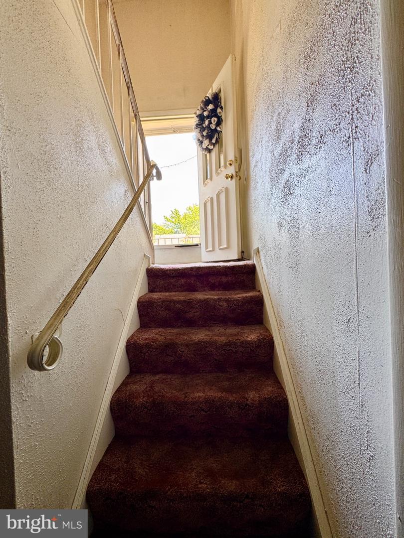 711 Appletree Ct Property Photo 15