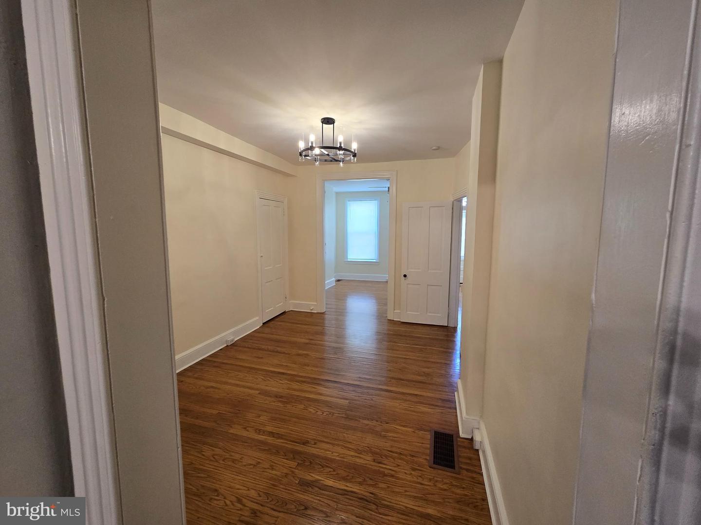 1317 N Walnut St Property Photo 4
