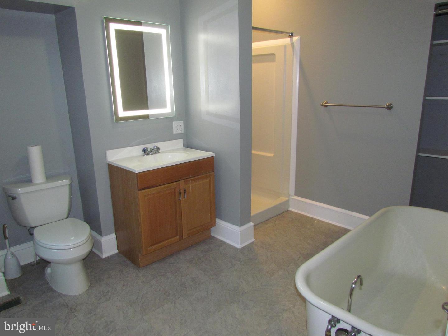 1317 N Walnut St Property Photo 15