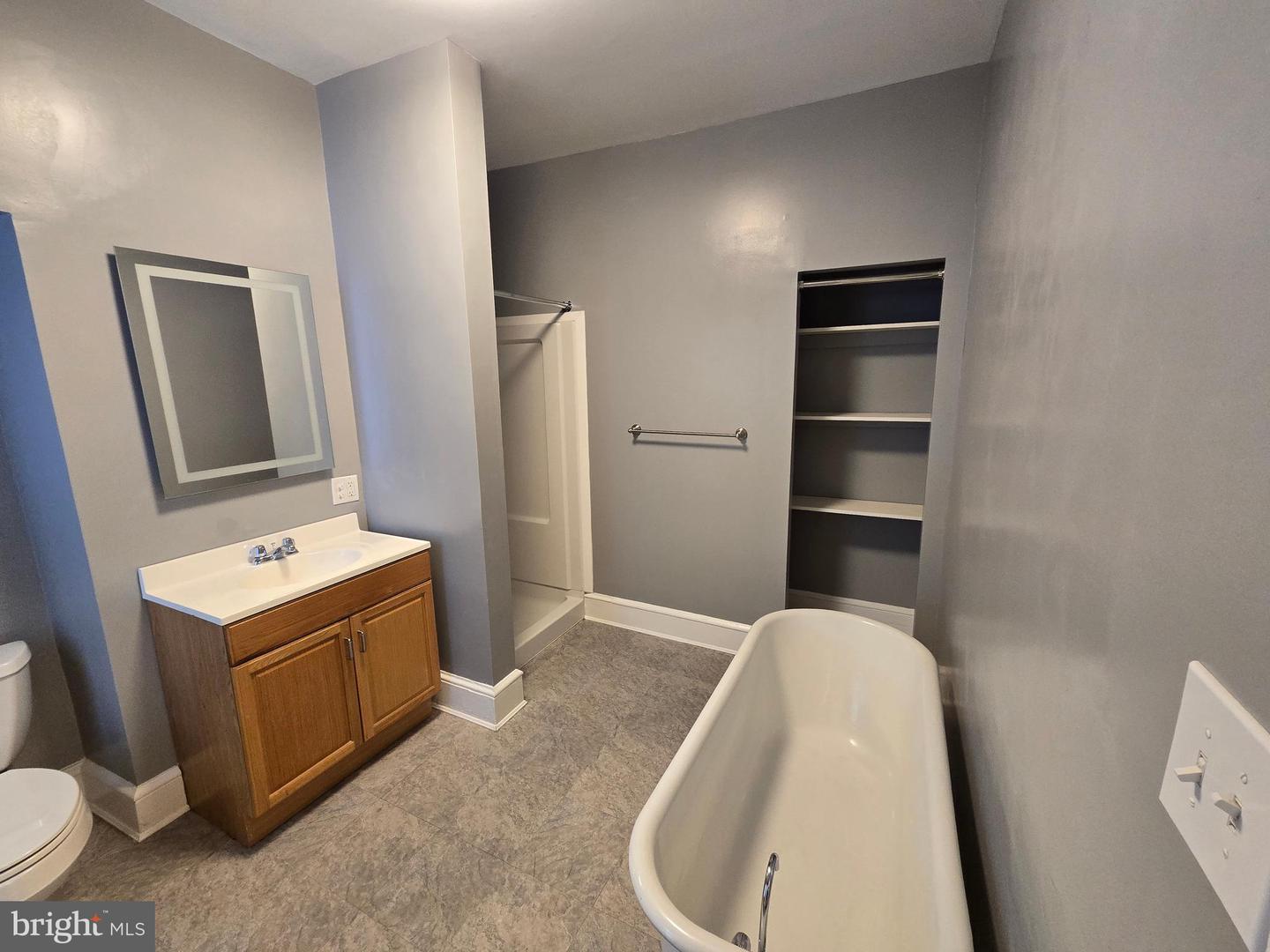 1317 N Walnut St Property Photo 17