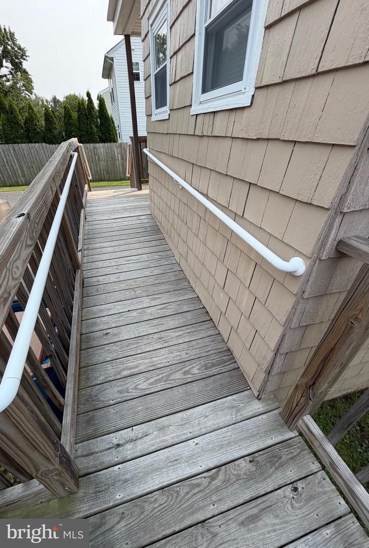 102 Northern Ave Property Photo 7