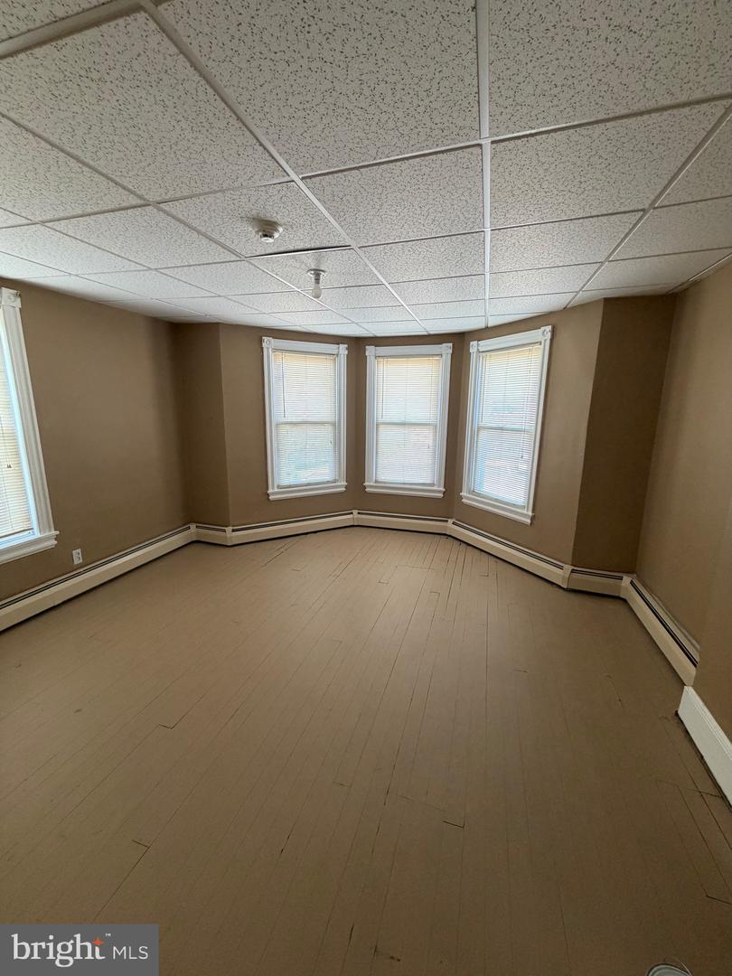 102 Northern Ave Property Photo 33