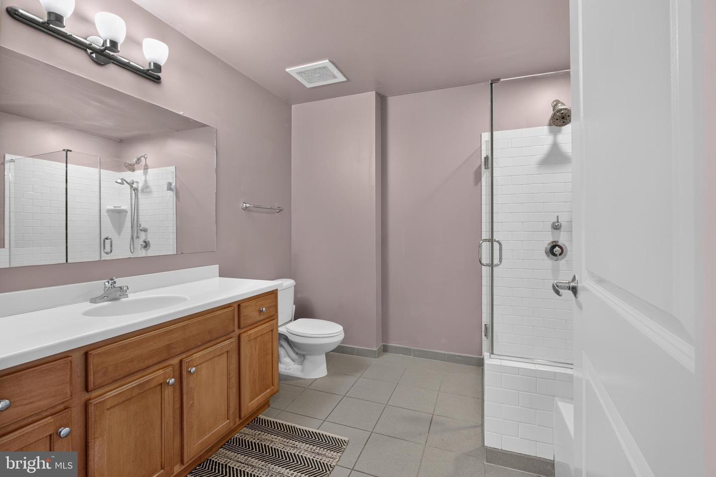 105-unit Christina Landing Dr #1605 Property Photo 24