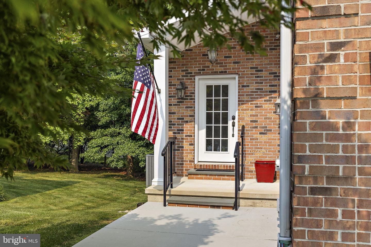 1 Alfred Court Property Photo 28