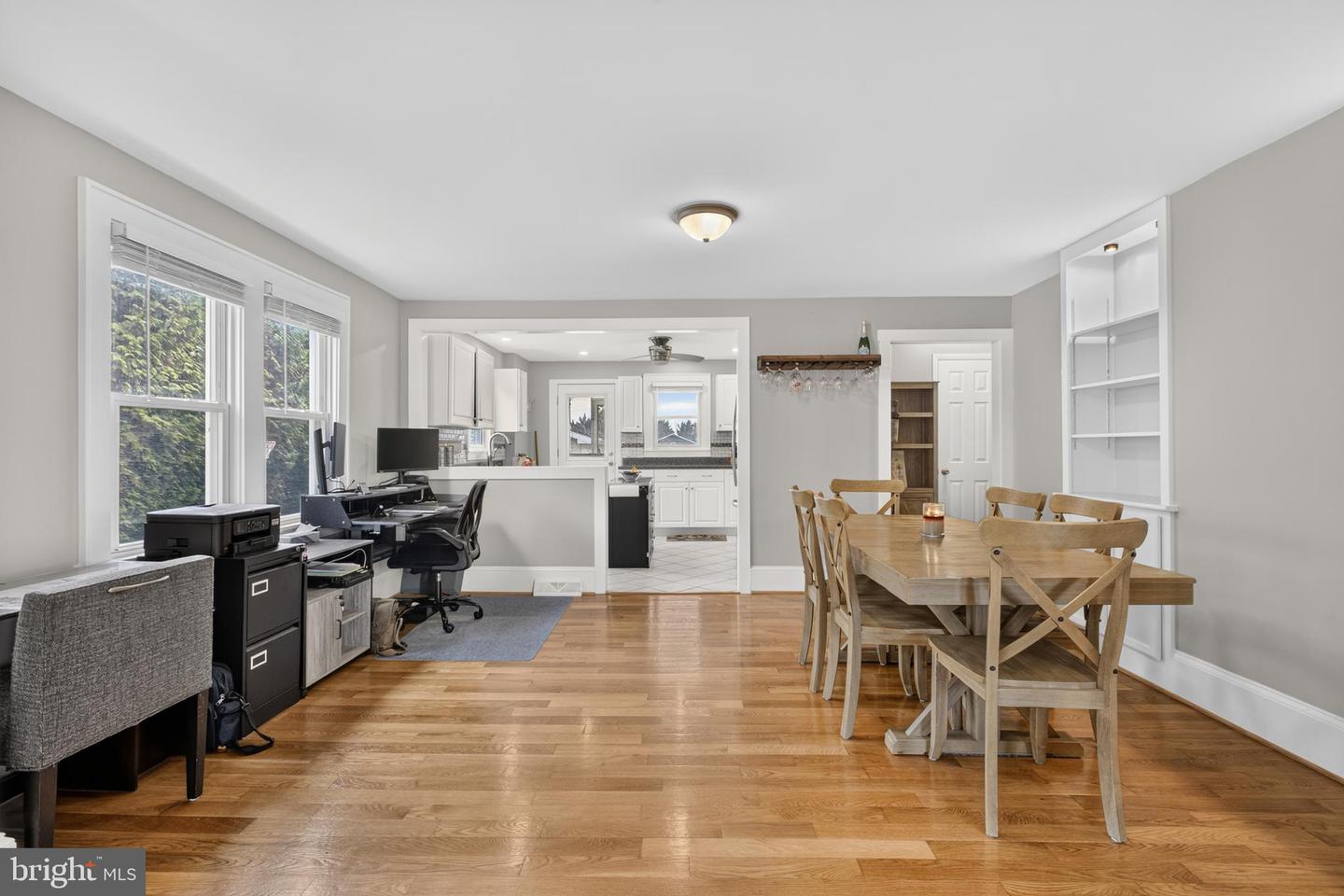 408 S Cass St Property Photo 11