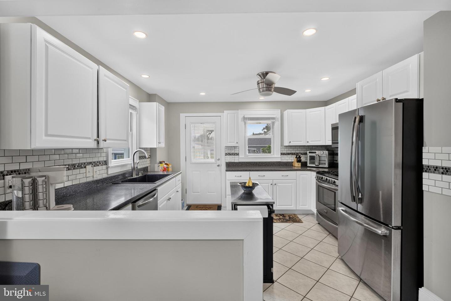 408 S Cass St Property Photo 16