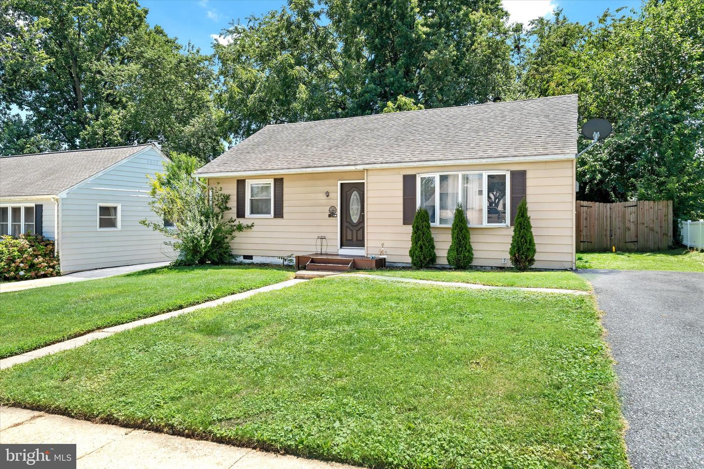 28 Gail Rd Property Photo 2