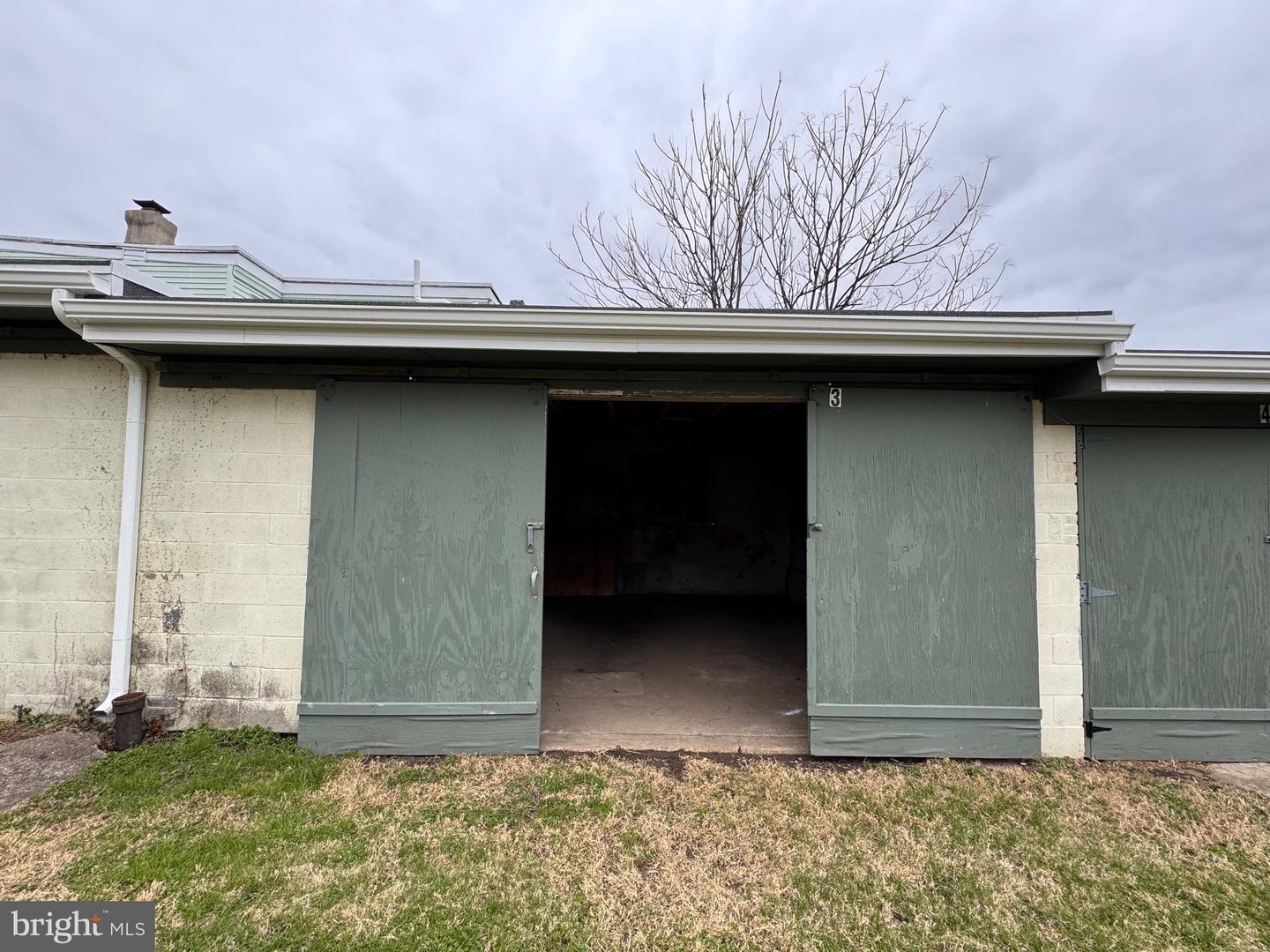 1330 Read St Property Photo 2