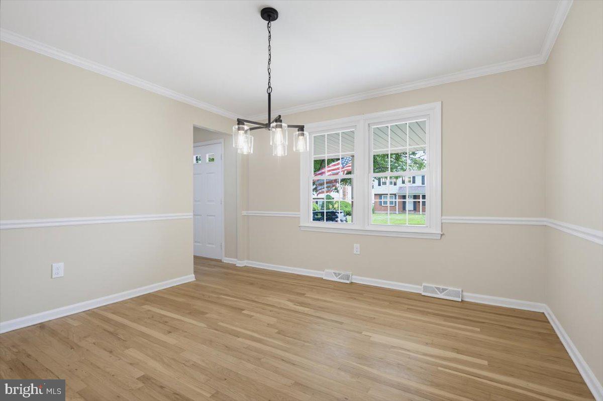 6 Black Rd Property Photo 8