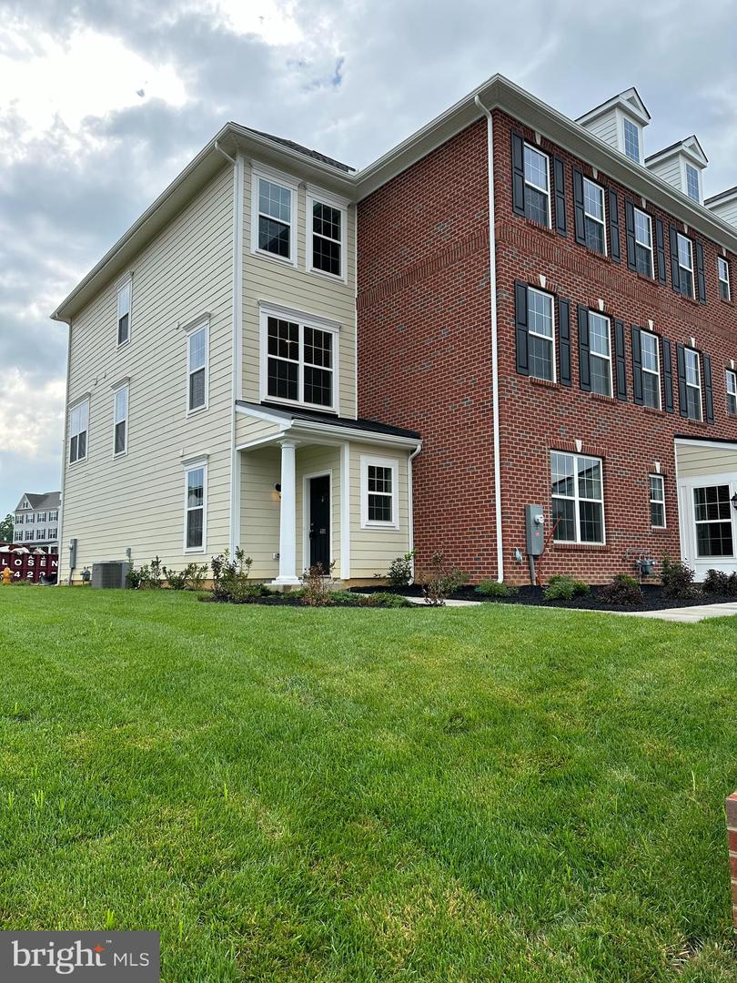 401 Lenape Way Property Photo 1