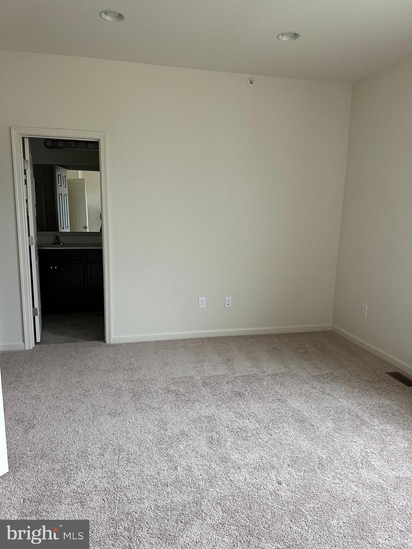 401 Lenape Way Property Photo 7