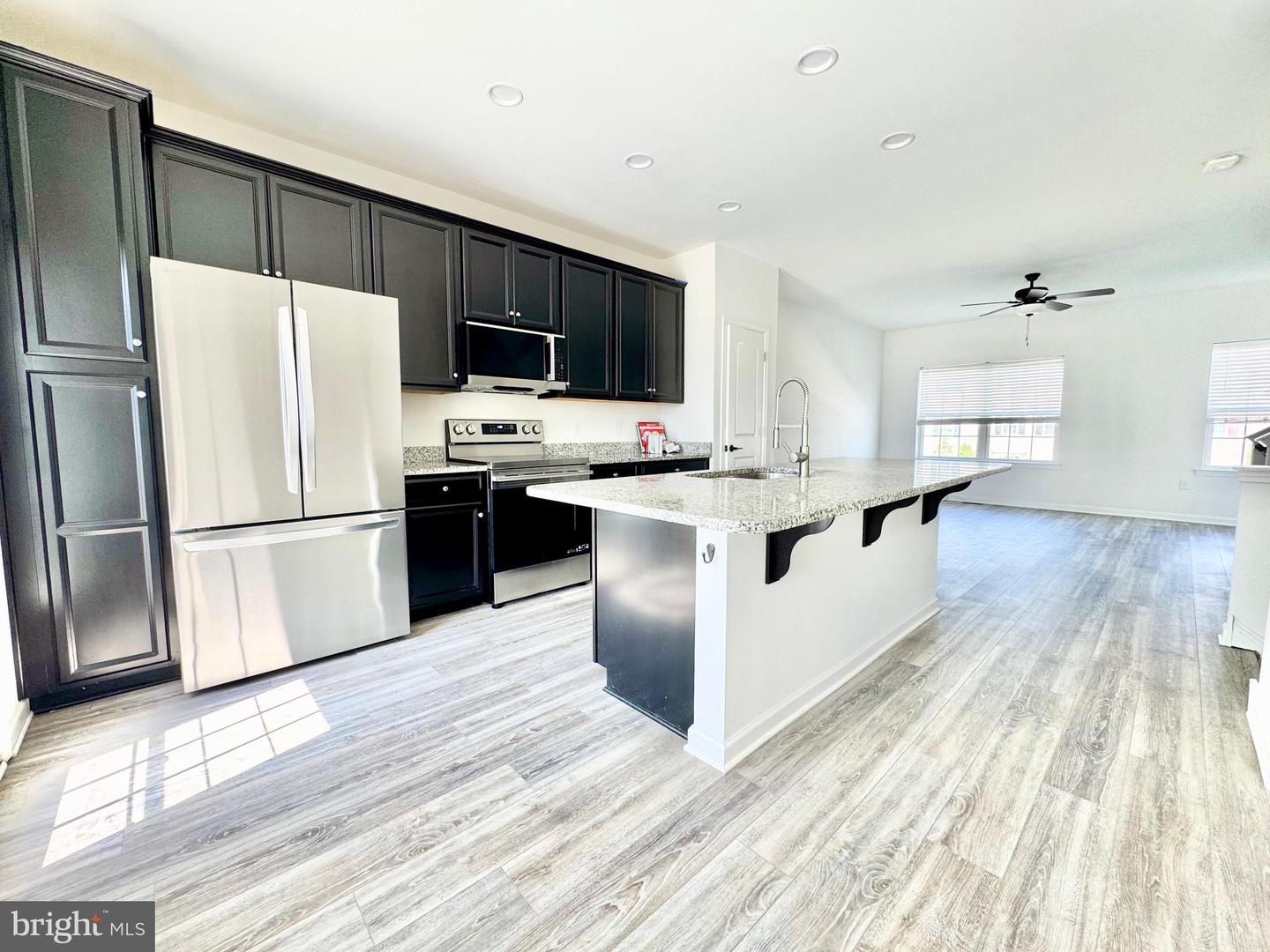 1066 Wickersham Way Property Photo 8