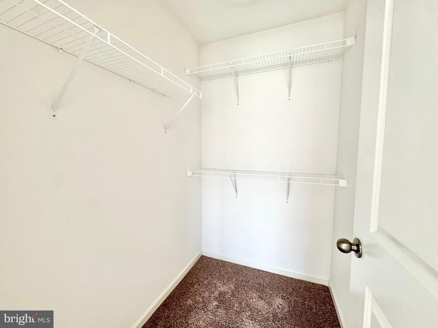 1066 Wickersham Way Property Photo 14