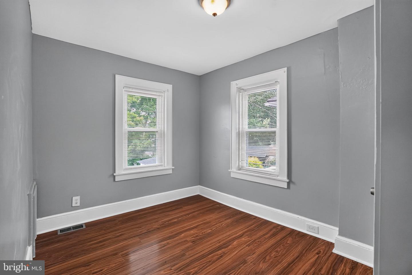 50 Lawson Ave Property Photo 27