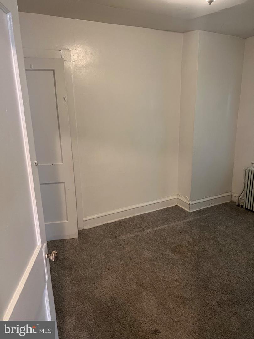 2407 Lamotte St Property Photo 10