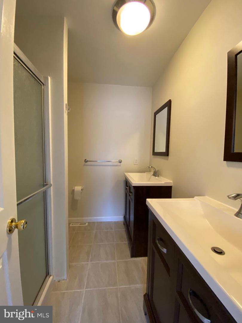 9 Revere Pl Property Photo 13
