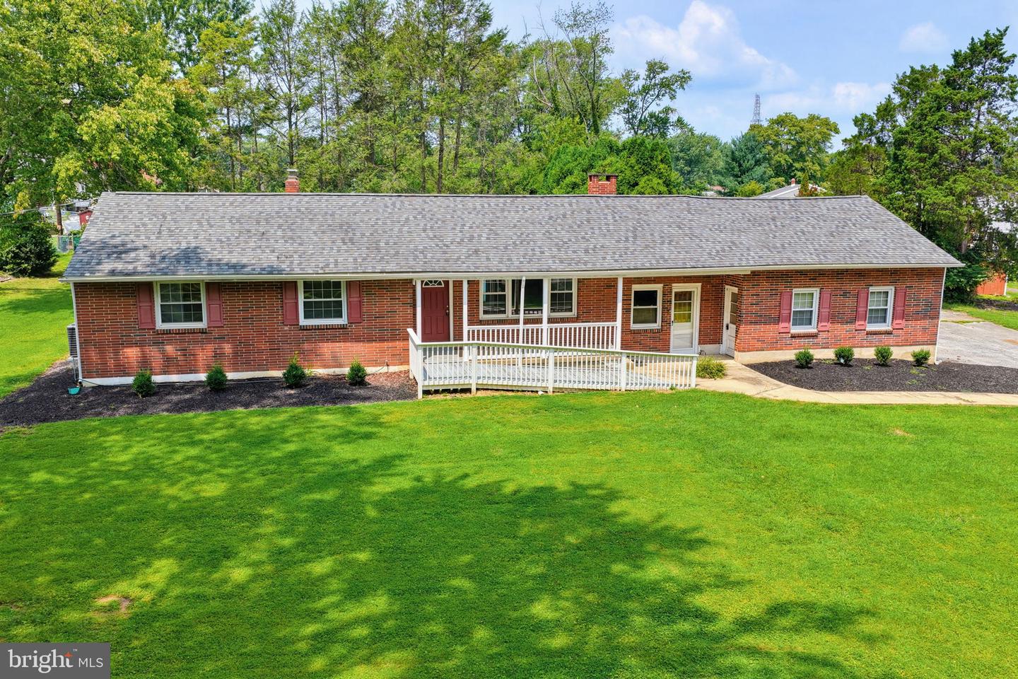 2630 Marsh Rd Property Photo 2