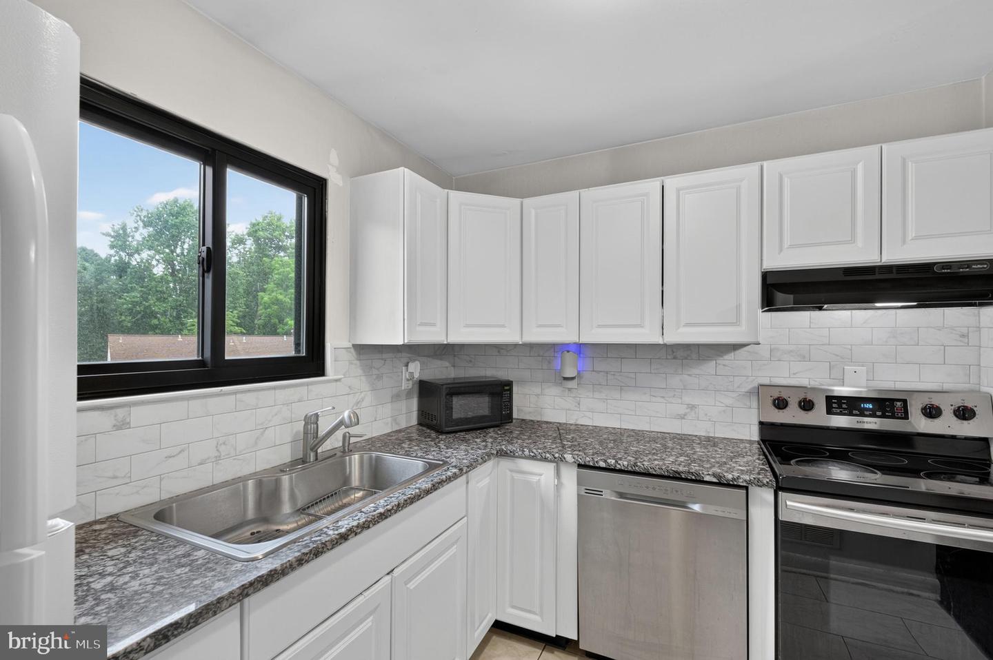 5406 Doral Dr Property Photo 10