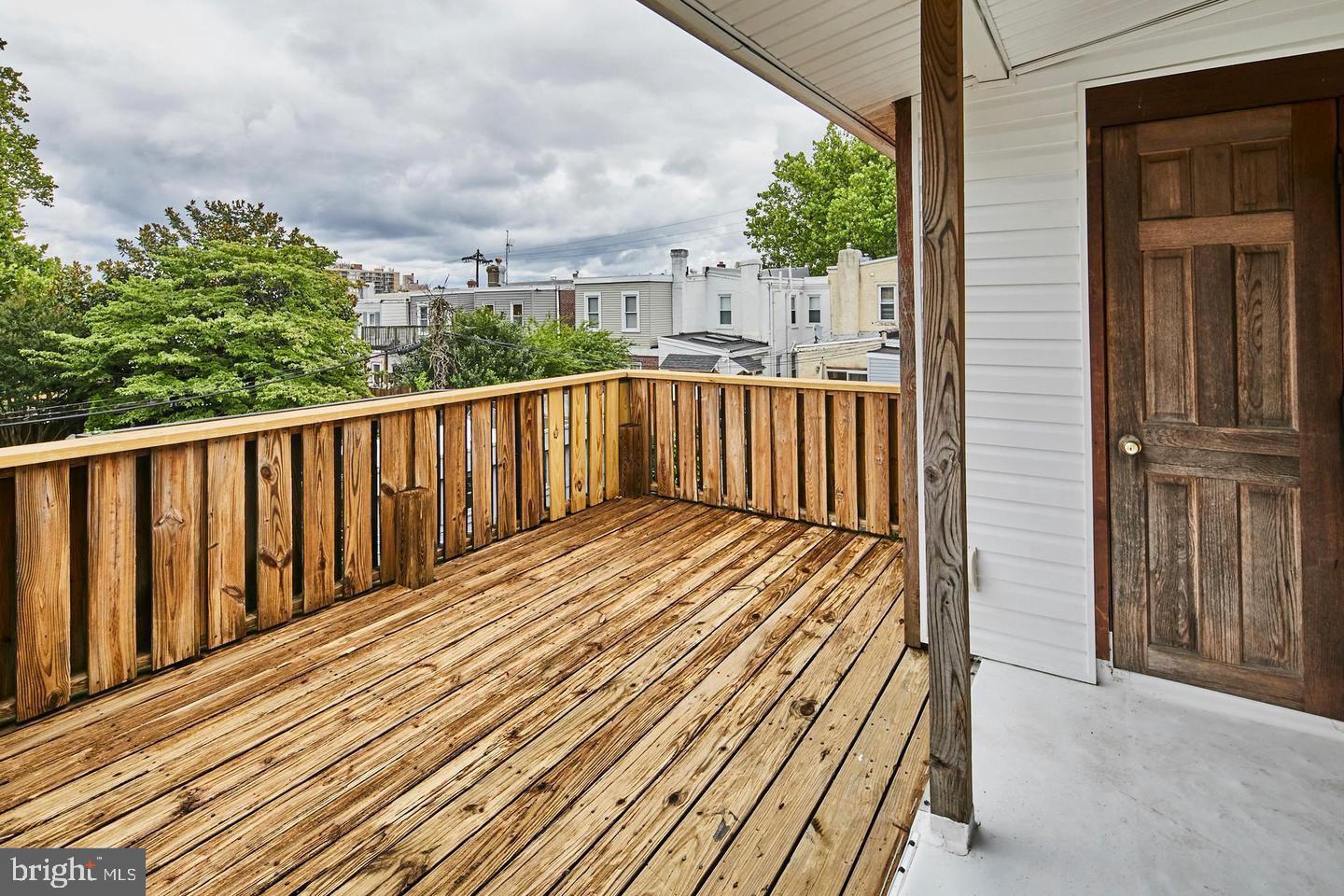 1607 W 9th St Property Photo 19