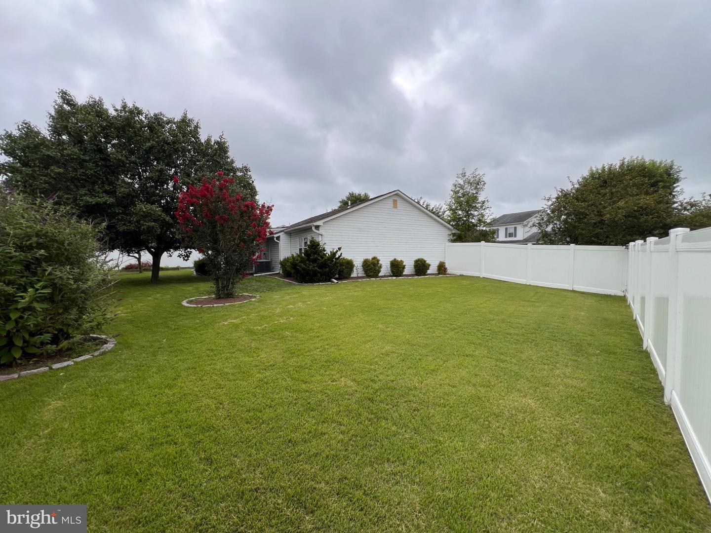 8 Rose Ter Property Photo 45