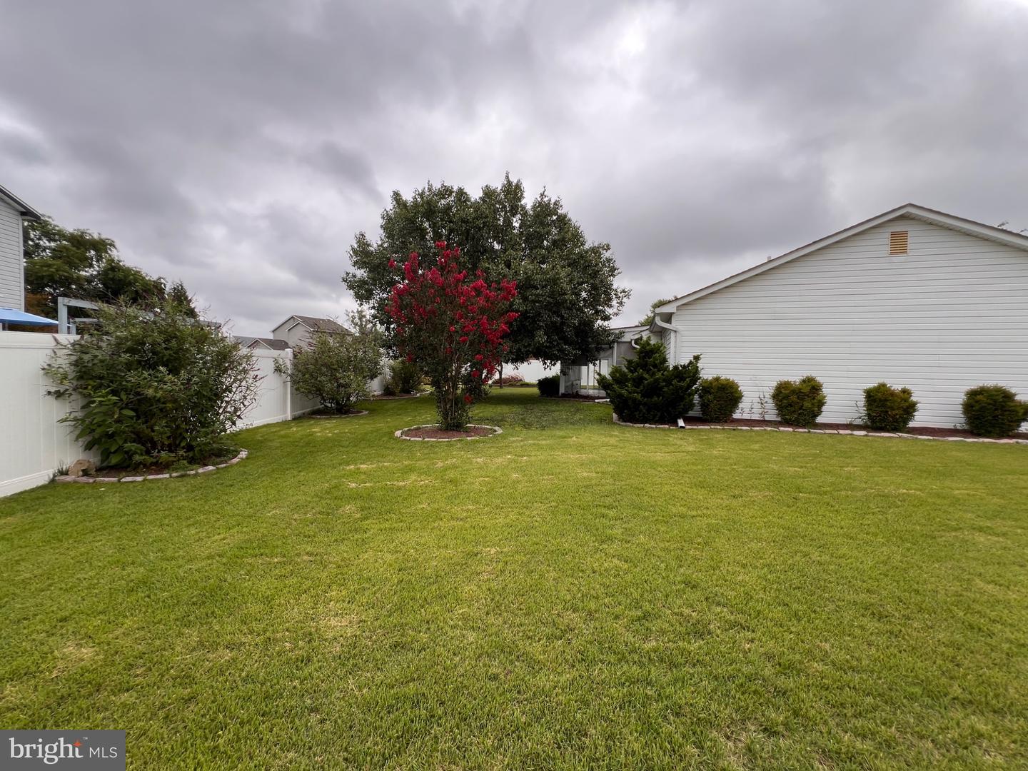 8 Rose Ter Property Photo 46