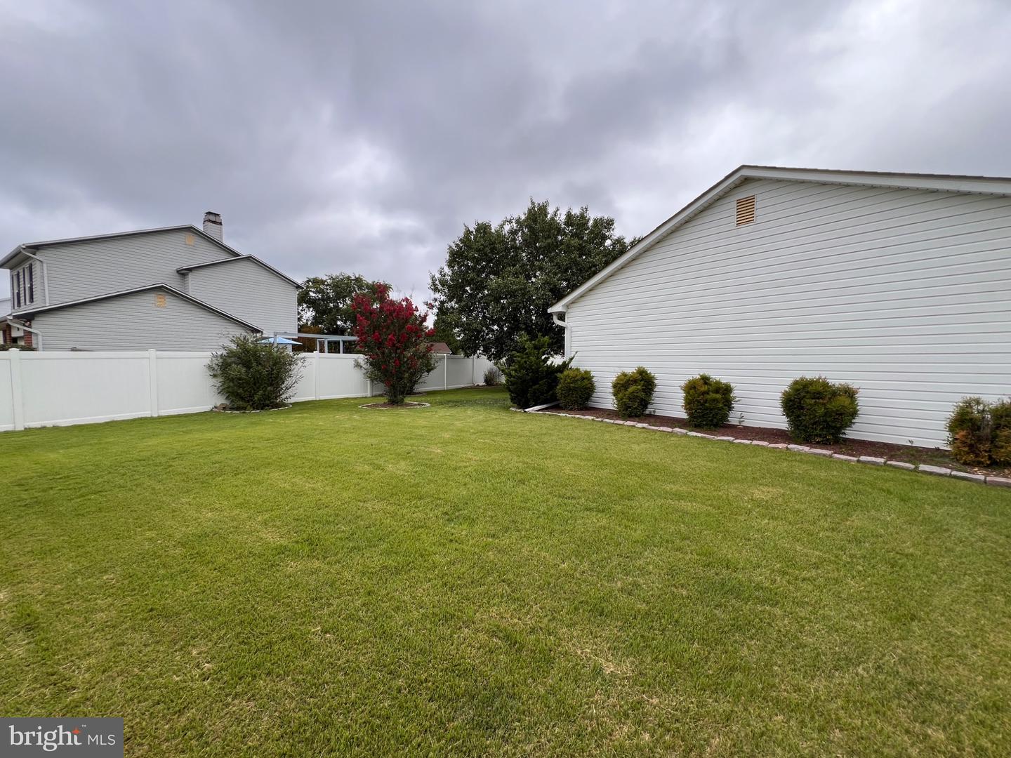 8 Rose Ter Property Photo 47
