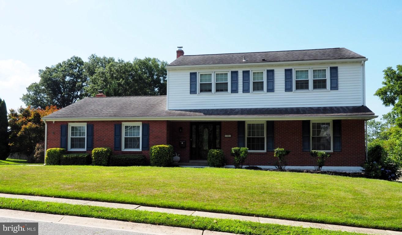 203 MERIDEN DR Property Photo 1