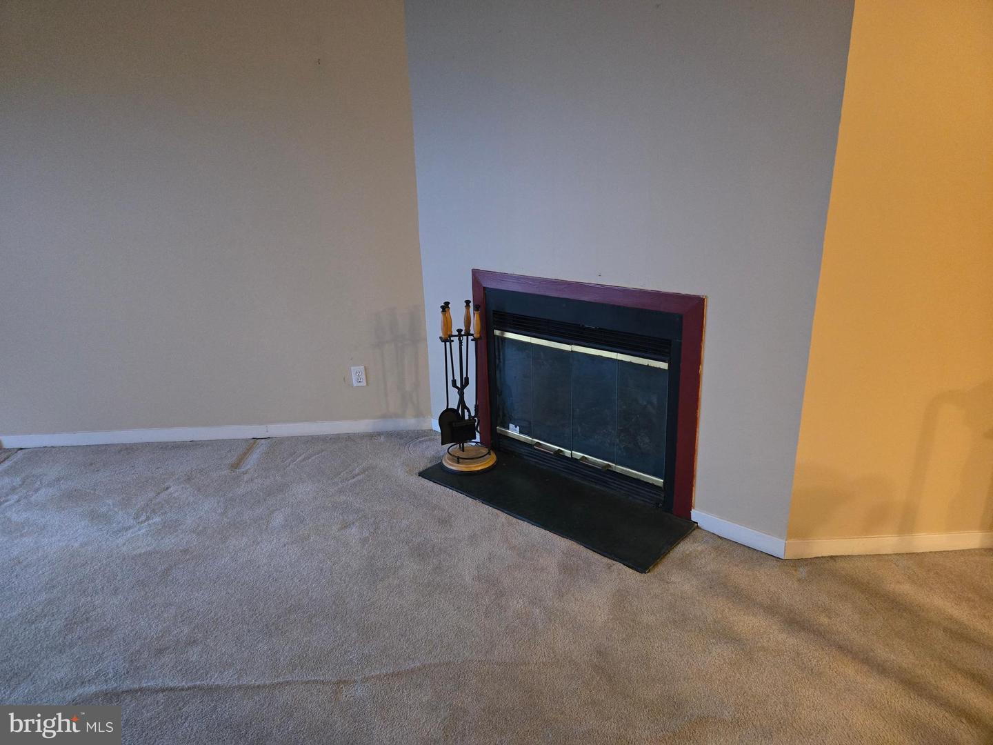 5209-unit 6 Le Parc Dr #38 Property Photo 13