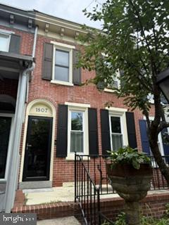 1807 LOVERING AVE Property Photo 1