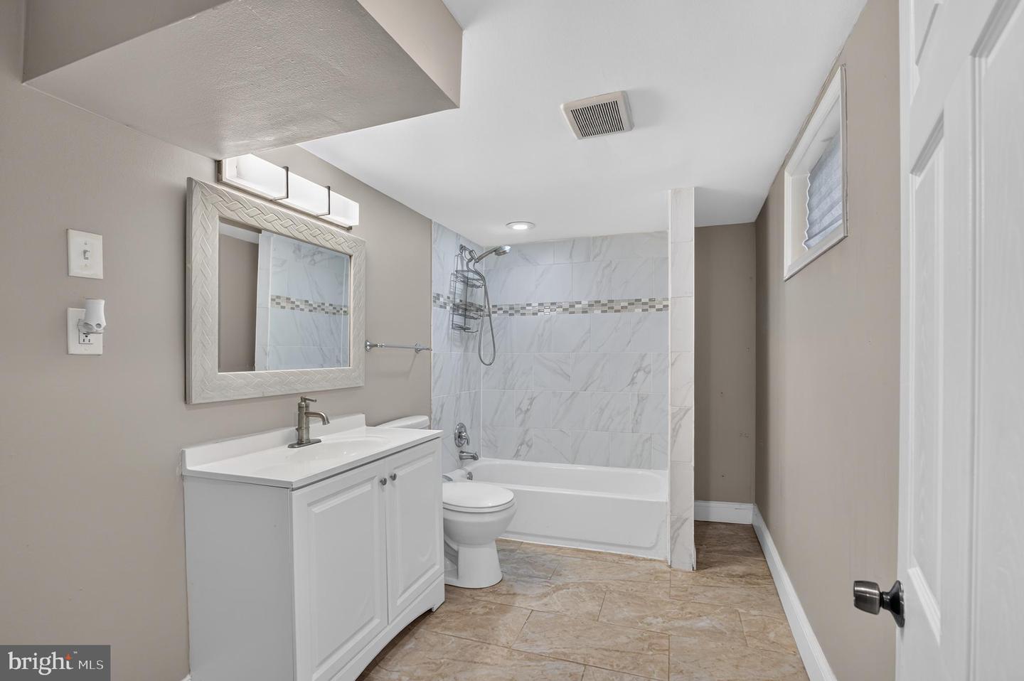 404 Tamara Cir Property Photo 34