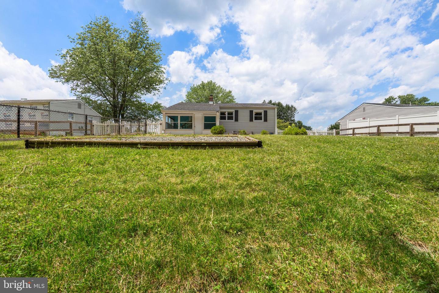 404 Tamara Cir Property Photo 40