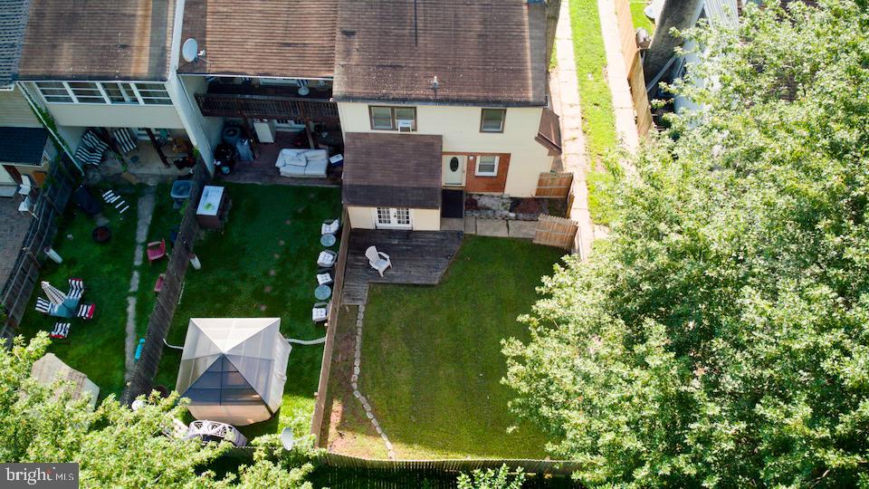 1402 Flanders Way Property Photo 20
