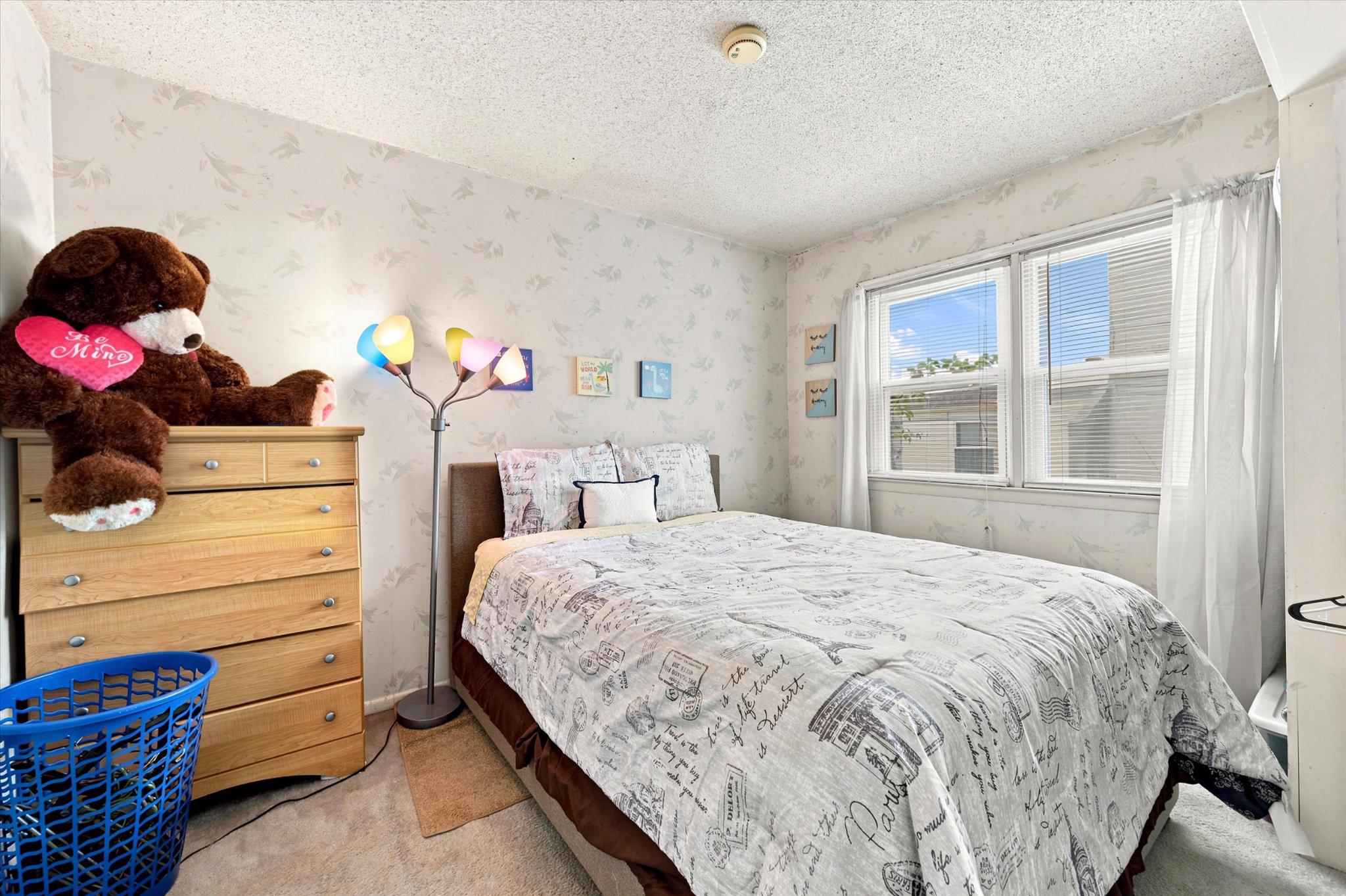 1402 Flanders Way Property Photo 27