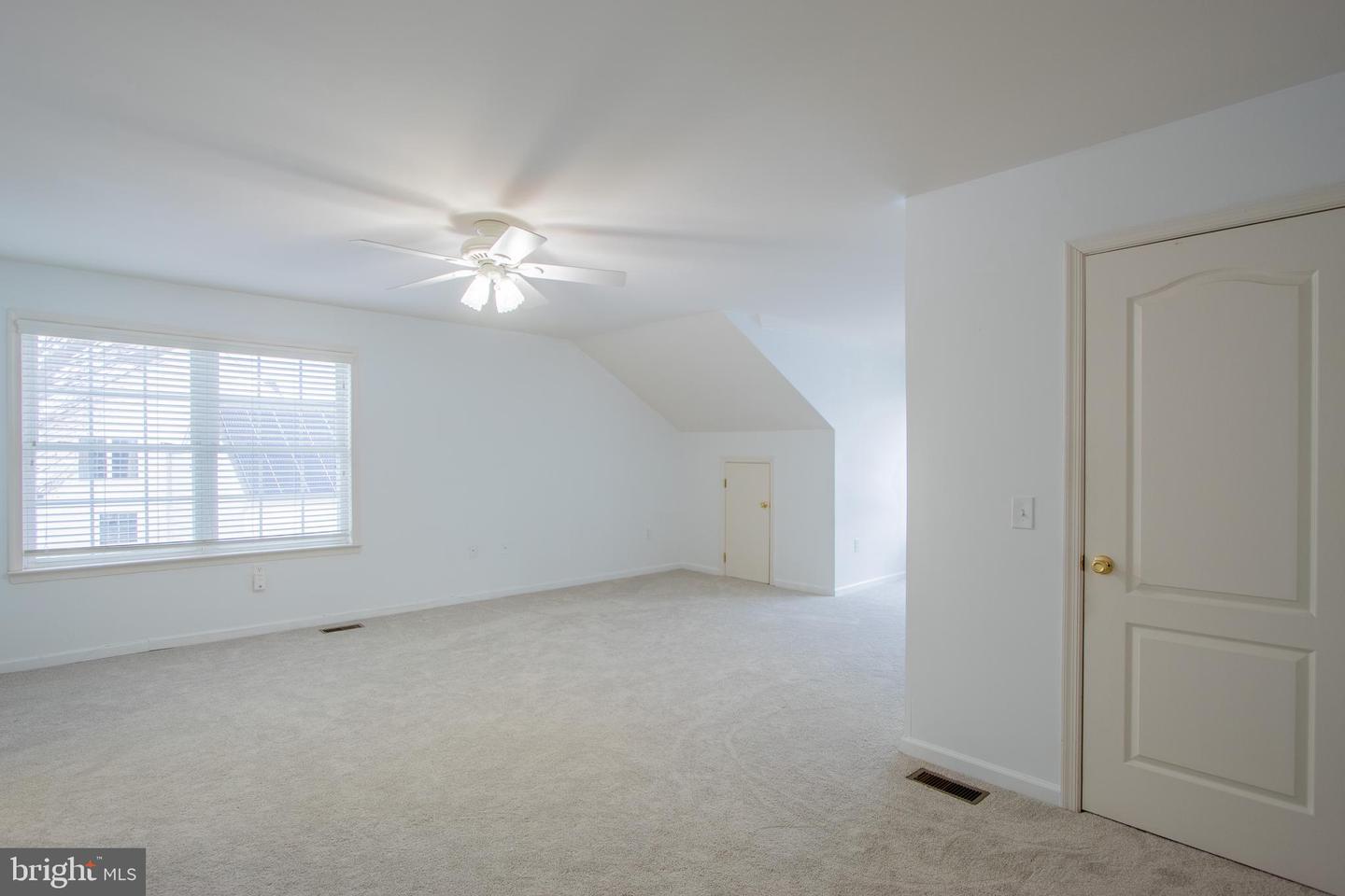 103 Westside Ln Property Photo 33