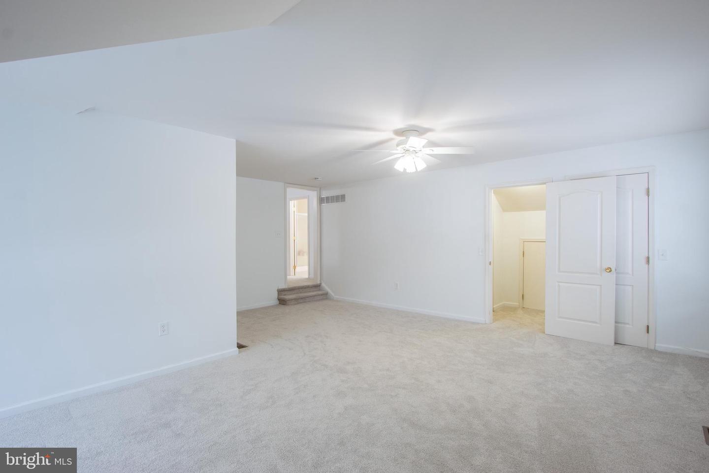 103 Westside Ln Property Photo 34