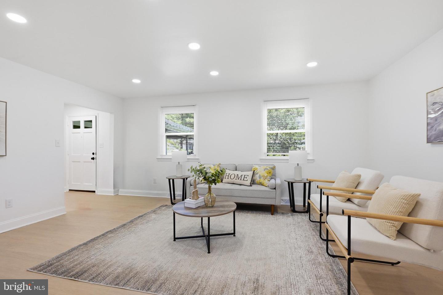 8 Harvest Trl Property Photo 5