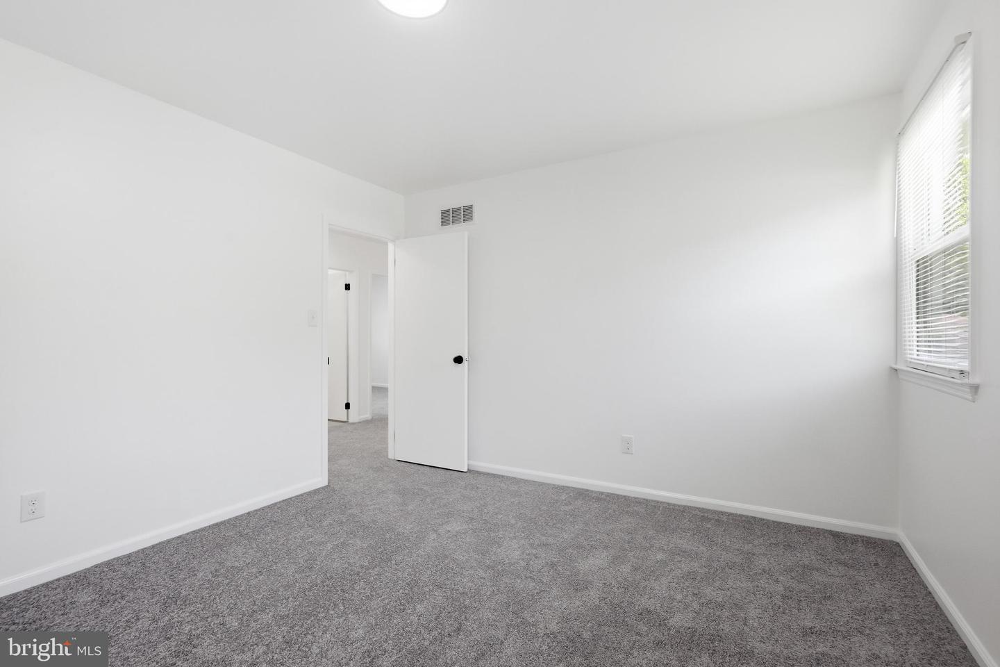 8 Harvest Trl Property Photo 18