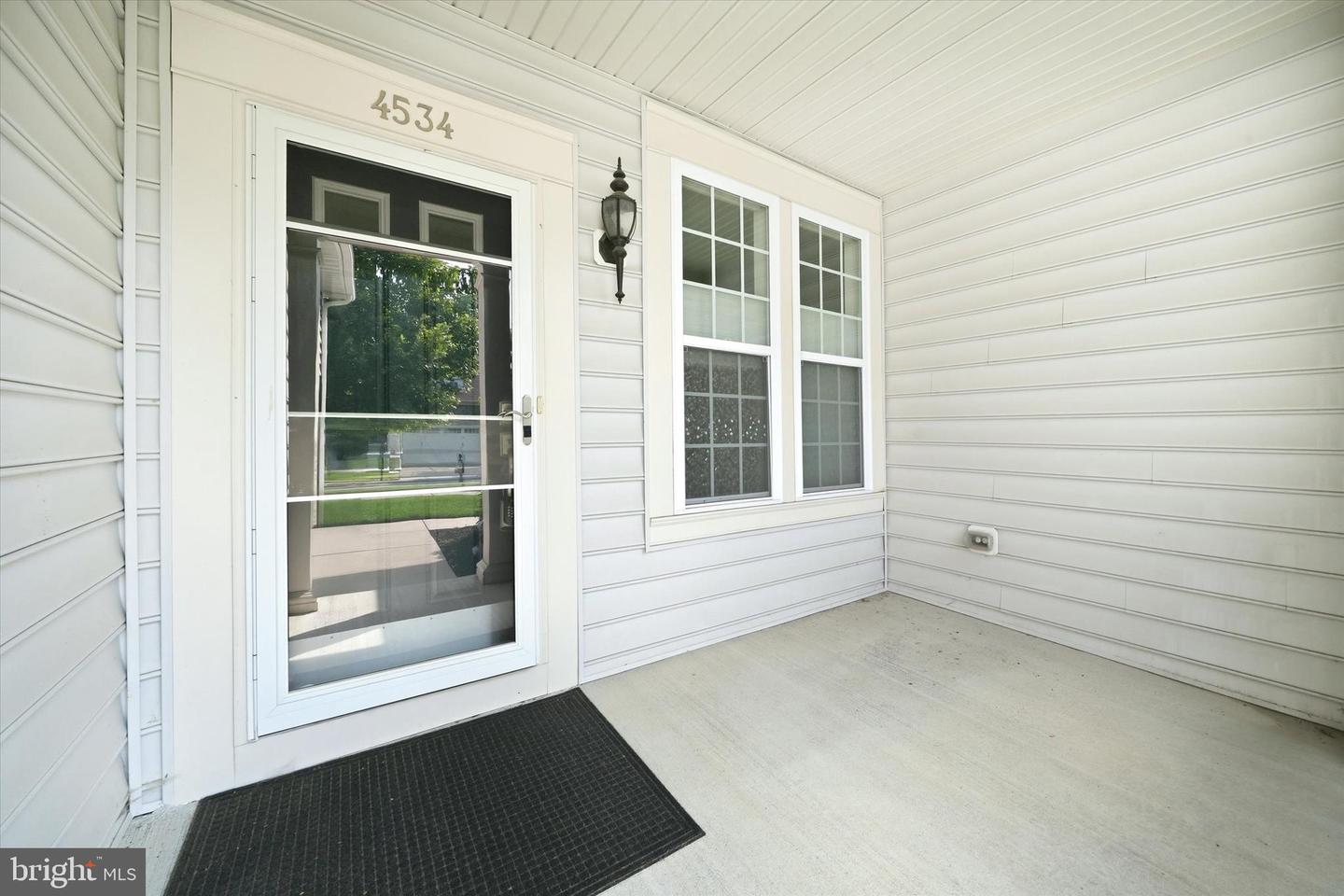 4534 Cagney Ln Property Photo 9