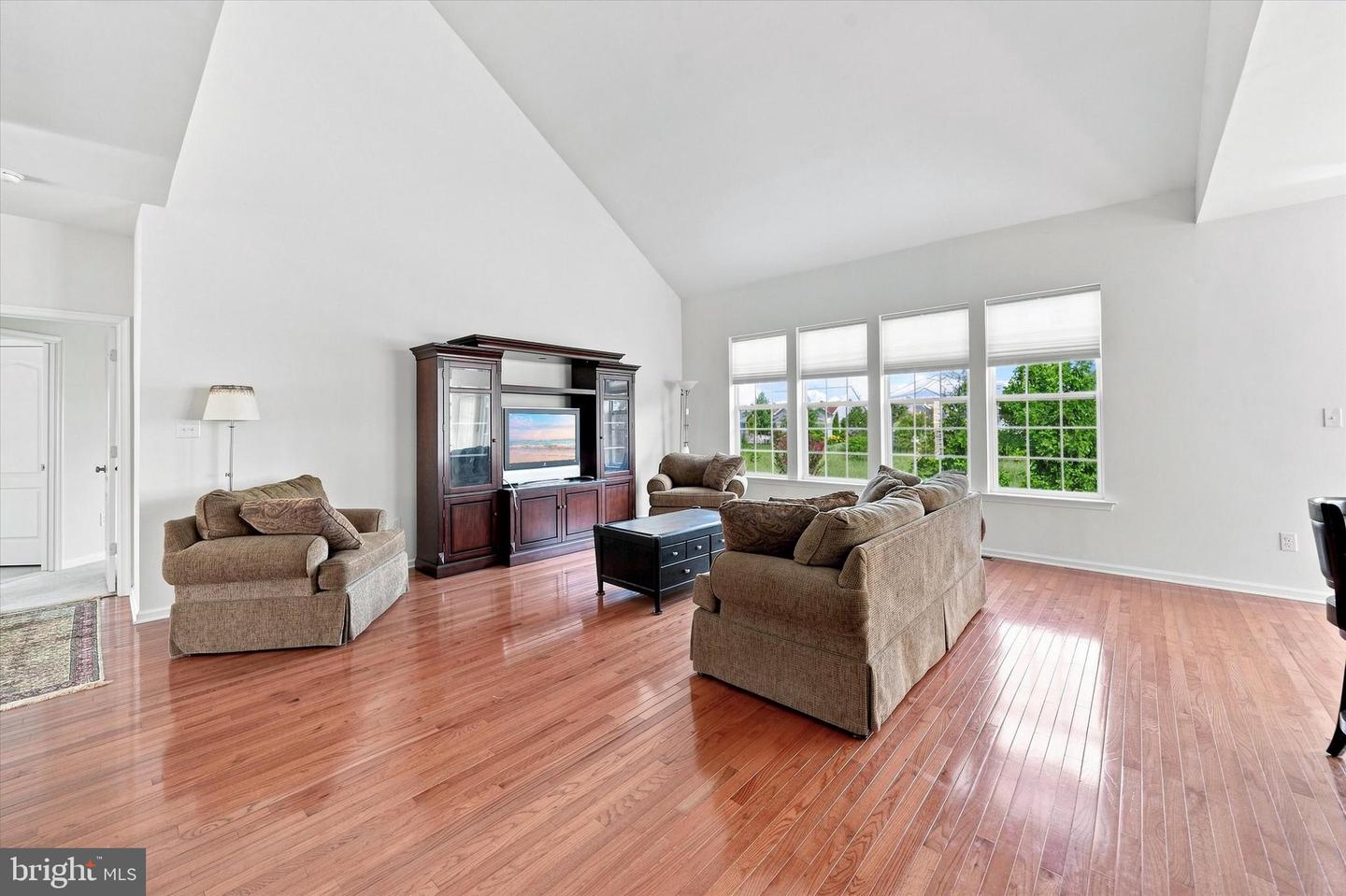 4534 Cagney Ln Property Photo 13